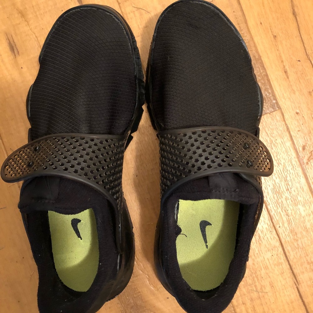 Nike sock dart